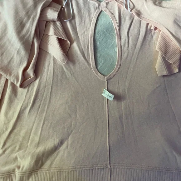 Lululemon Key to Warmth Wrap - Picture 5 of 5